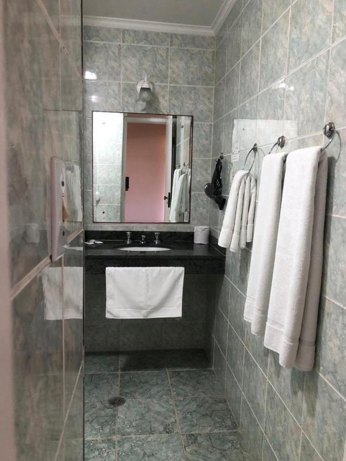 Inn Ararinha Azul - *